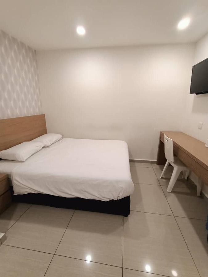 Dyaya Hotel ملقا المظهر الخارجي الصورة